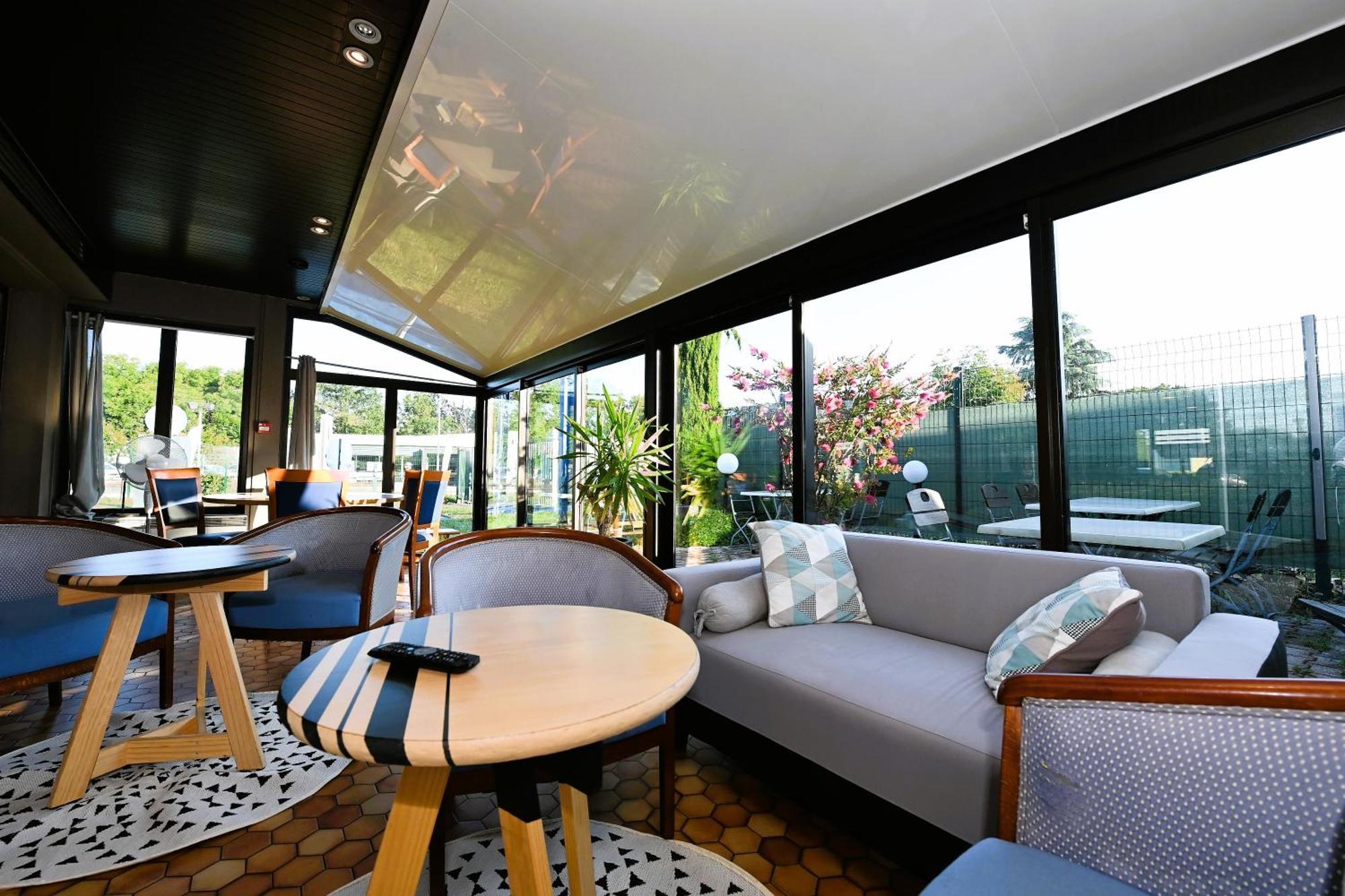 Kyriad Tarbes Odos Exterior photo